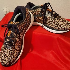 Brook Adrenaline GTS20 Leopard print Men's 13